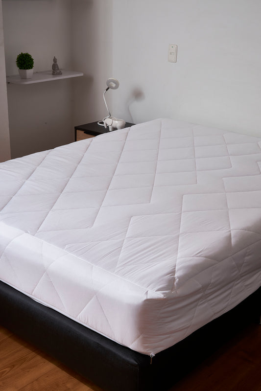 Protector para colchón confort - Tela acolchada con cierre
